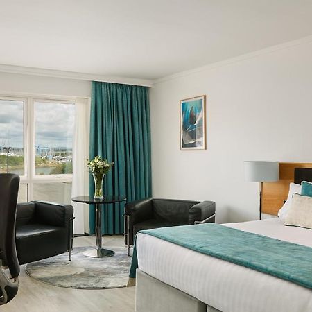 Langstone Quays Resort, Portsmouth Havant Exteriér fotografie