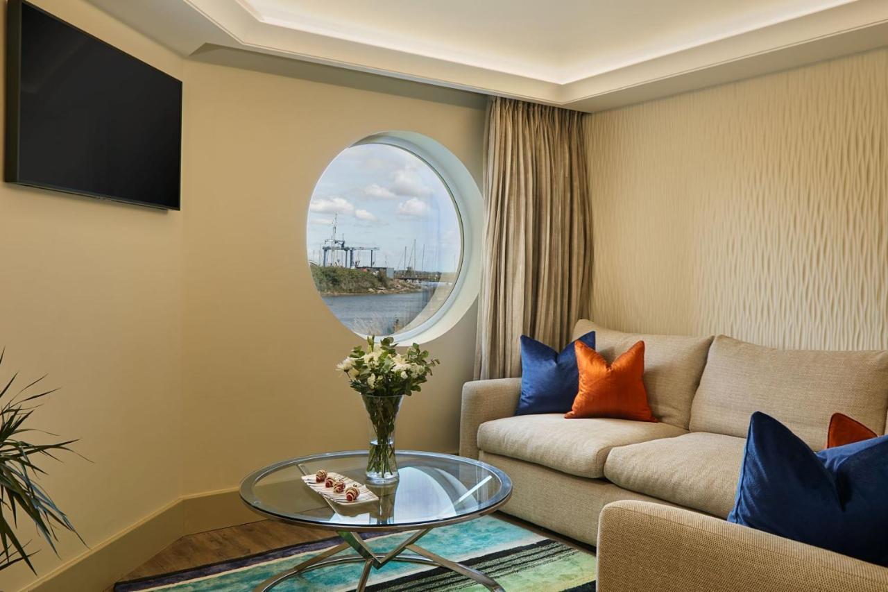 Langstone Quays Resort, Portsmouth Havant Exteriér fotografie