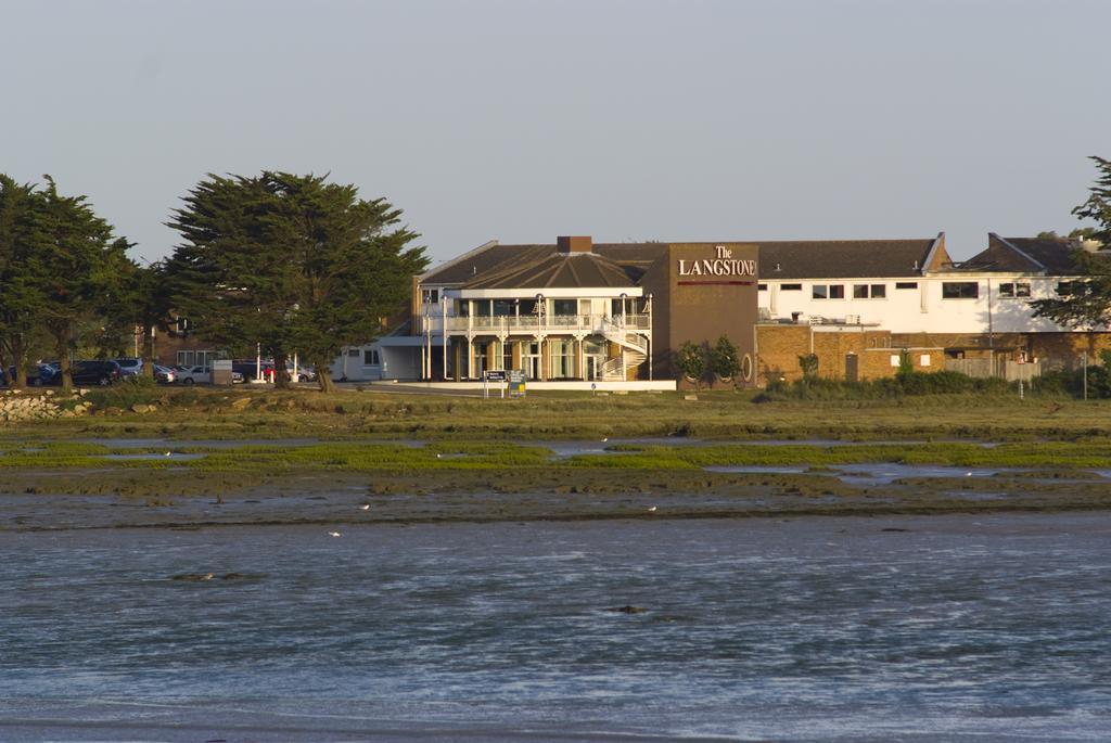 Langstone Quays Resort, Portsmouth Havant Exteriér fotografie
